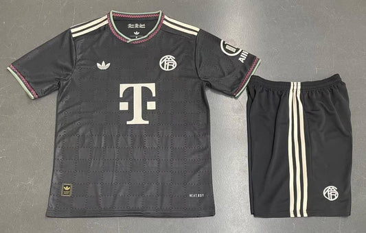 BAYERN MUNICH THIRD 25/26 KIT